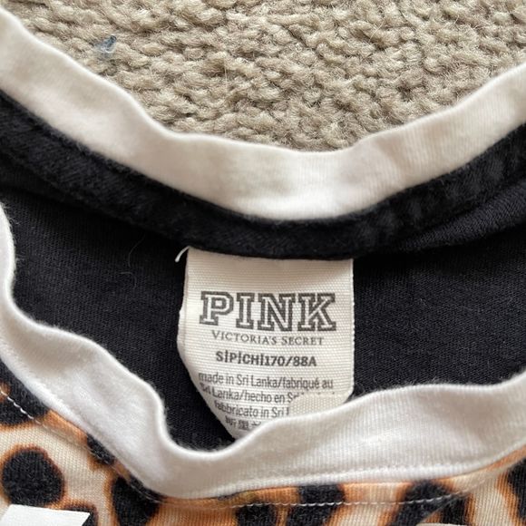 PINK Victoria’s Secret Color Block Long Sleeve Cheetah Campus Tee SZ Small - Picture 3 of 8